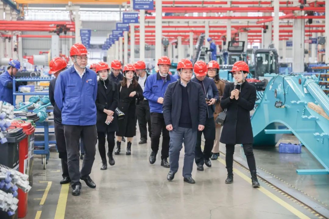 中国人民银行调研组调研必发智能