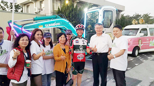 图说怪手环台净滩活动，，，，智绘必发智能环保节能