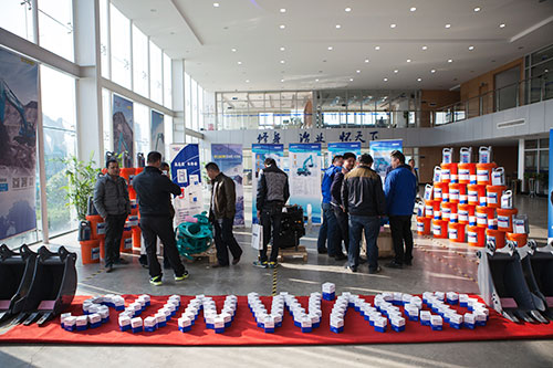 逆市可为！必发智能挖掘机首场展销会完善收官