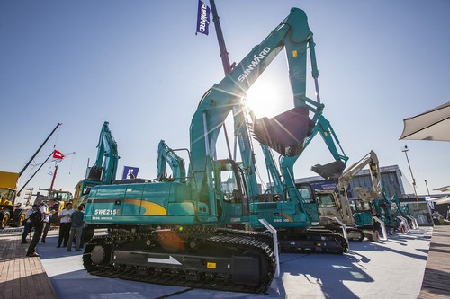 必发智能酷帅曾大虾，，，，，，一大波美图带你亲临北京BICES展