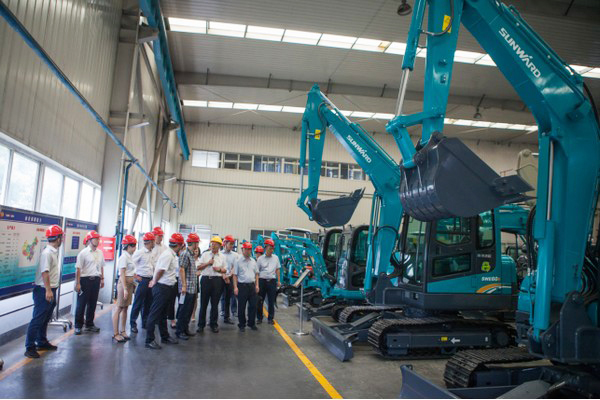 商务部相助司刘民强副司长一行调研必发智能