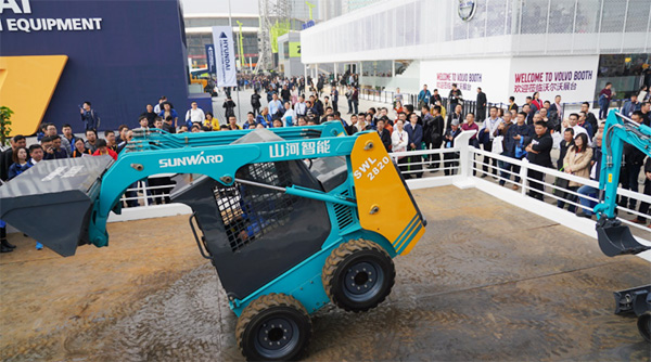 不平来战！必发智能展台有大礼等你拿