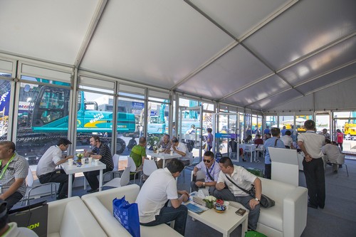 必发智能酷帅曾大虾，，，，，，一大波美图带你亲临北京BICES展