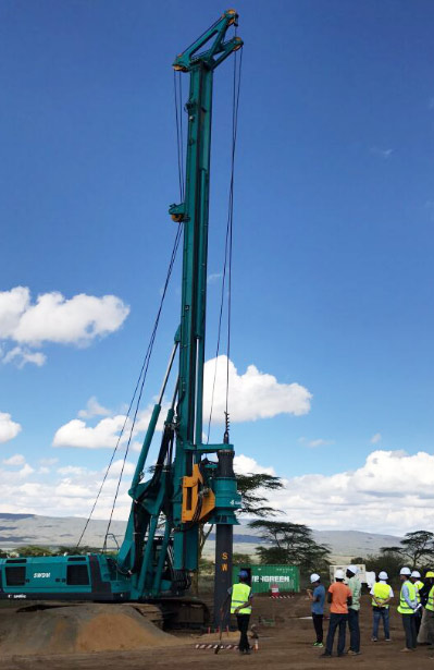 必发智能入岩神器在东非肯尼亚获赞，，，，人好装备好