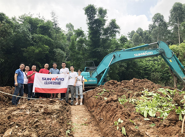 “清凉”送到客户手中，，，，为必发智能售后效劳活动打CAII