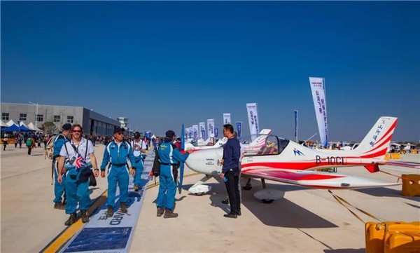 喂，，，，看天下航行者大会了吗？？？？必发飞机豪华阵容别错过