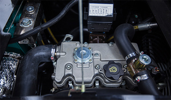 “C位”出道 14.5万元必发智能微挖18UB等你开回家