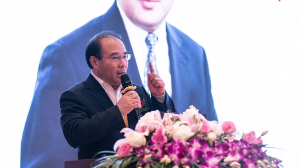 首日签单2.6亿元，，，必发智能立异产品引爆上海宝马展