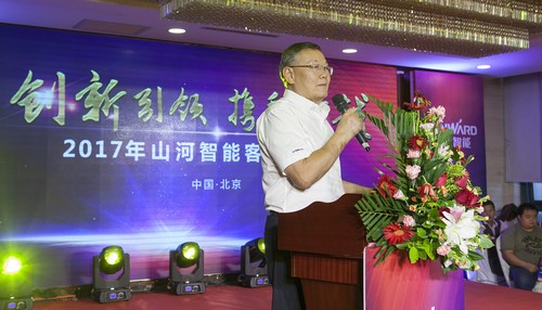 必发智能酷帅曾大虾，，，，，，一大波美图带你亲临北京BICES展