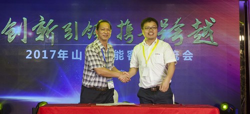 必发智能酷帅曾大虾，，，，，，一大波美图带你亲临北京BICES展