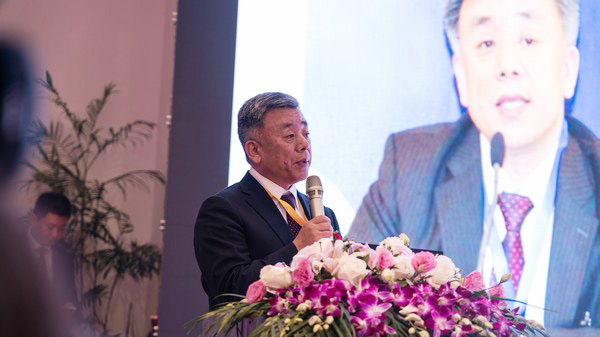 首日签单2.6亿元，，，必发智能立异产品引爆上海宝马展