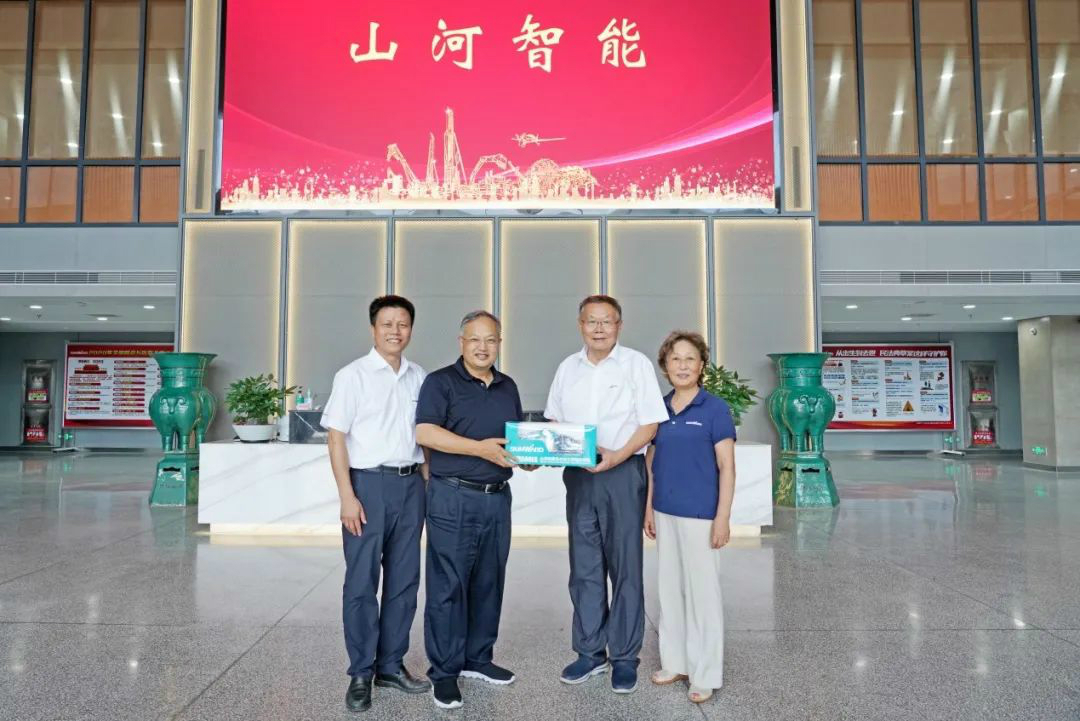 省人大常委会党组副书记、副主任王柯敏调研必发智能