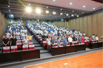 传承革命先烈精神，，，，双促双融助力生长——必发智能、市疾控中心联合开展主题党日活动