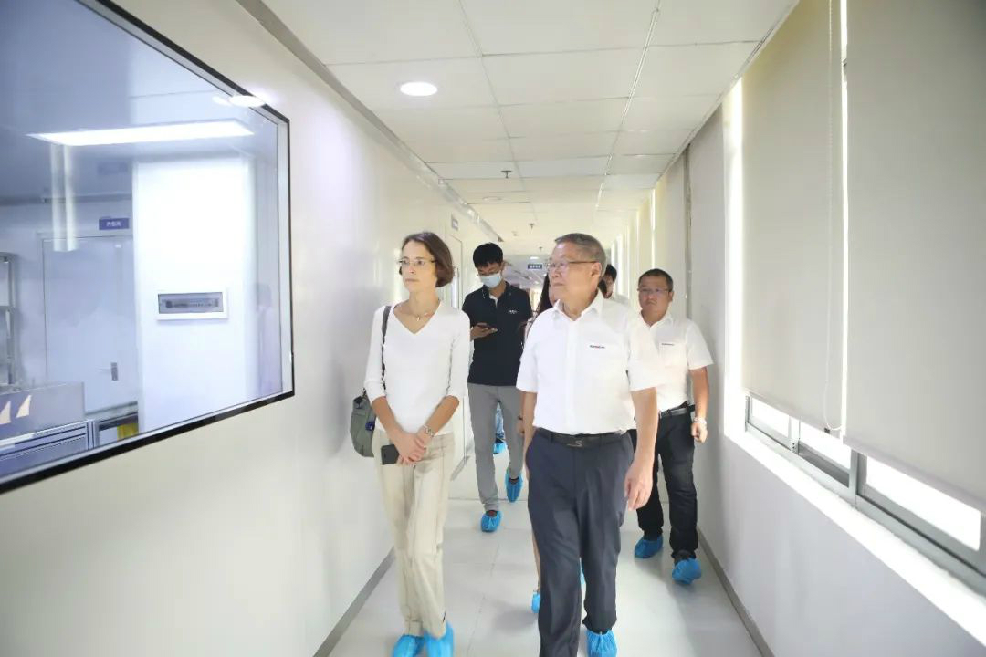 比利时商务领事到访必发智能