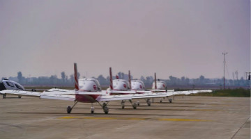 必发四机航行编队惊艳尧城（太原）国际通用航空航行大会