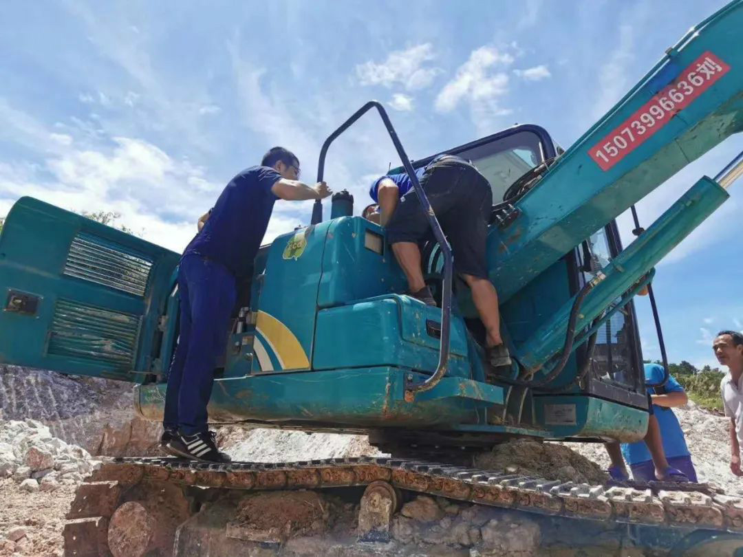 必发智能的“黑皮肤”