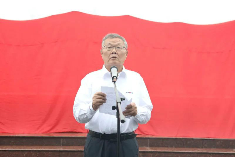 切记初心使命，，，，，理想成绩未来