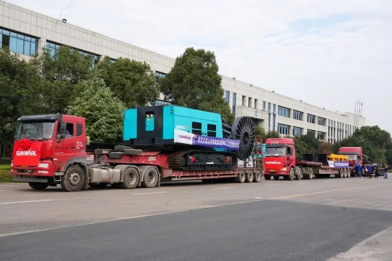 必发智能首台SWHG70一连墙液压抓斗顺遂交机