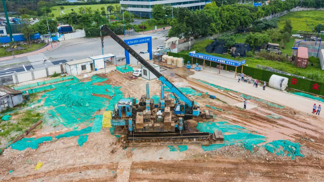 必发智能液压静力压桩机，，，镌刻科技生长的时代烙印