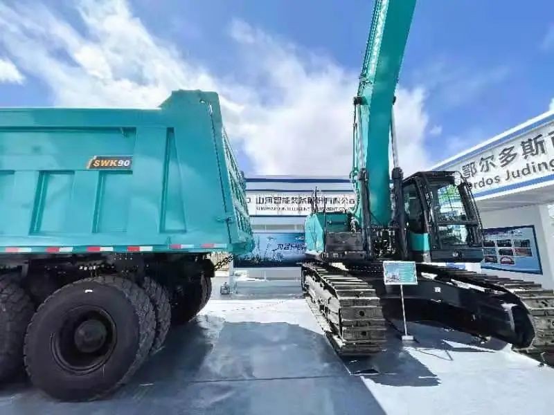 必发智能绿巨人闪亮登场鄂尔多斯国际煤博会