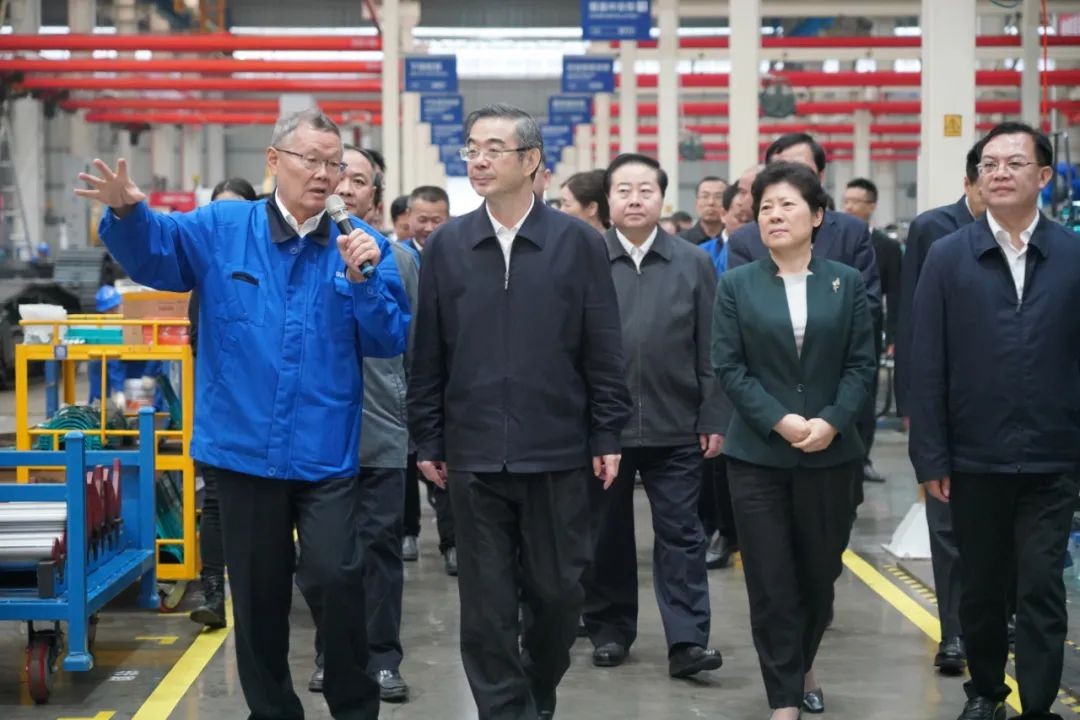 周强调研必发智能：增强知识产权；；；；； 效劳立异驱动生长