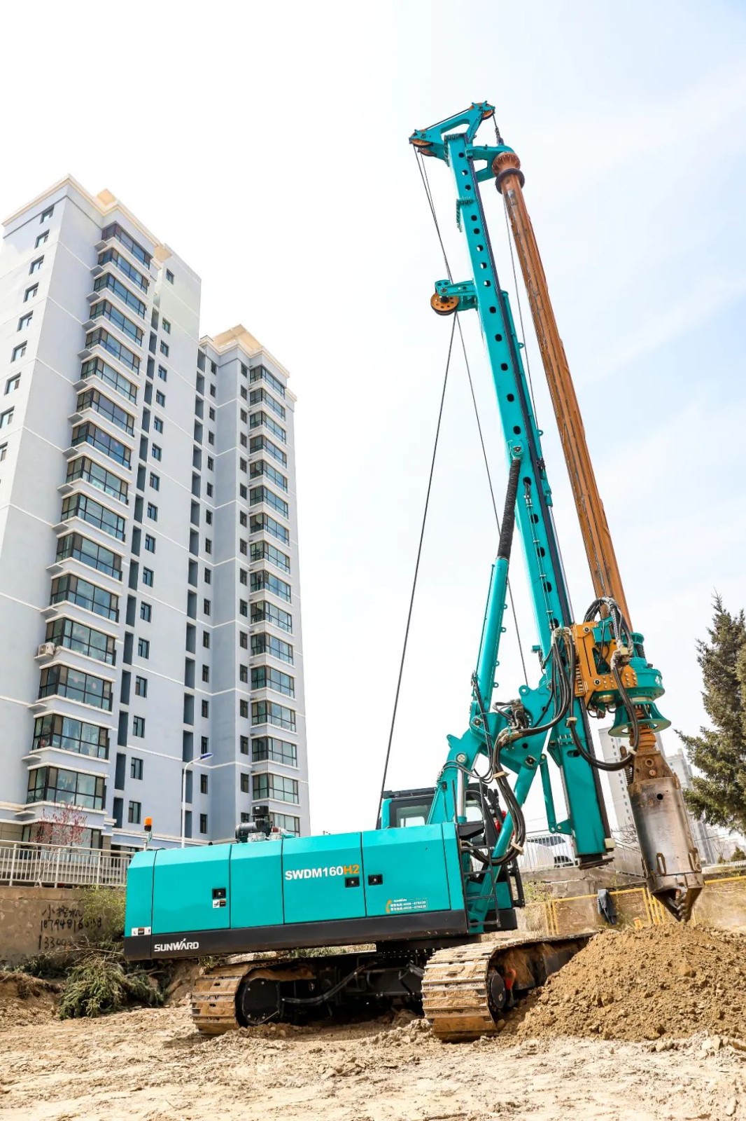 必发智能SWDM160H2旋挖钻机荣膺中国工程机械年度产品TOP50市场体现金奖