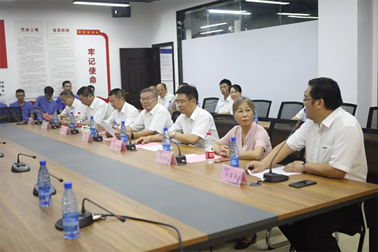 员工子女金榜题名 必发家园发放奖励