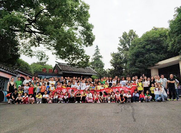 大手牵小手·“顽”转六一，，，必发智能首次六一亲子主题活动圆满举行