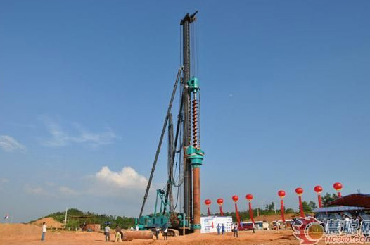 慧聪网——必发智能双动力头强力多功效钻机工法钻研会举行