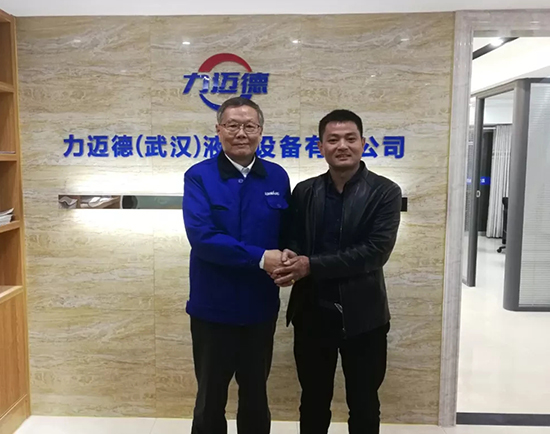 人生浮沉如梦，，，，，，携手必发勇攀事业巅峰