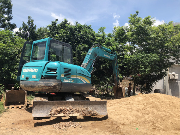 必发智能挖掘机，，，一台顶几台！