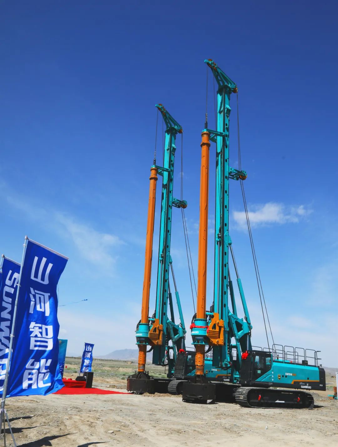 必发智能产品交付中国能建葛洲坝集团，，，，，助力建设大美新疆