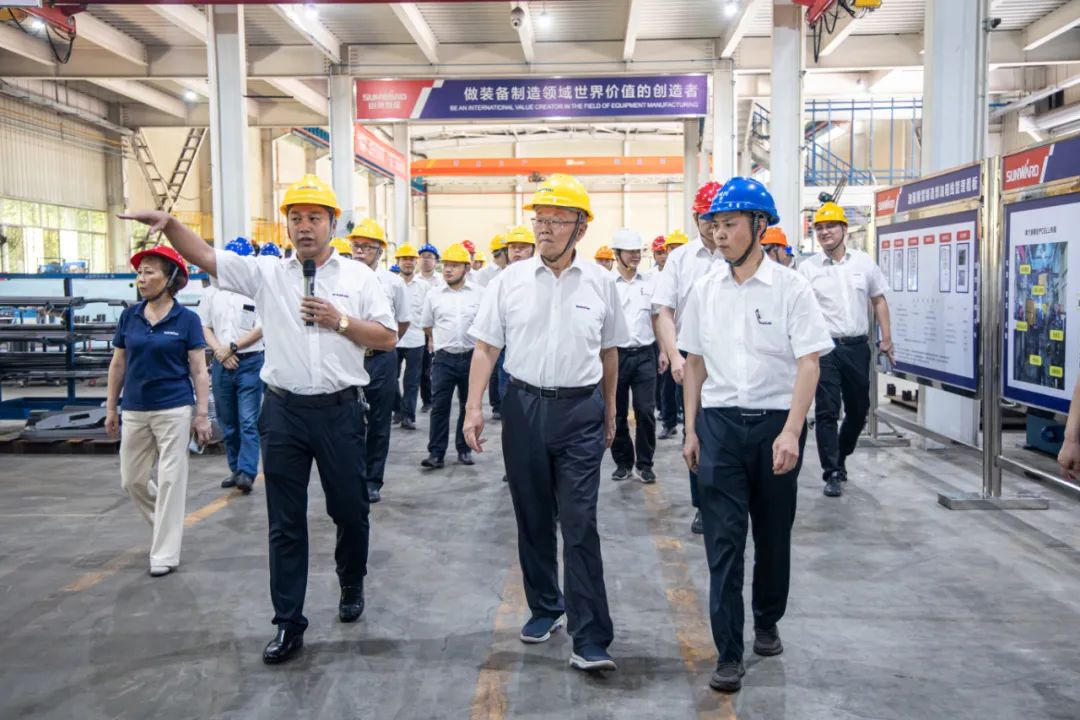 打造制造焦点竞争力，，，，，，，助力公司再腾飞——必发智能精益生产启动大会胜利召开