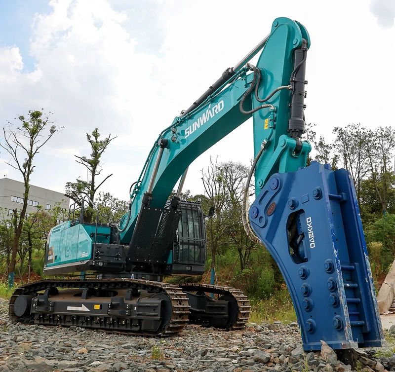 再升级！必发智能“矿山猛士”极限破碎现场直击