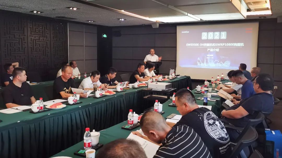 打造智慧矿山！必发智能举行新疆站矿山客户钻研会