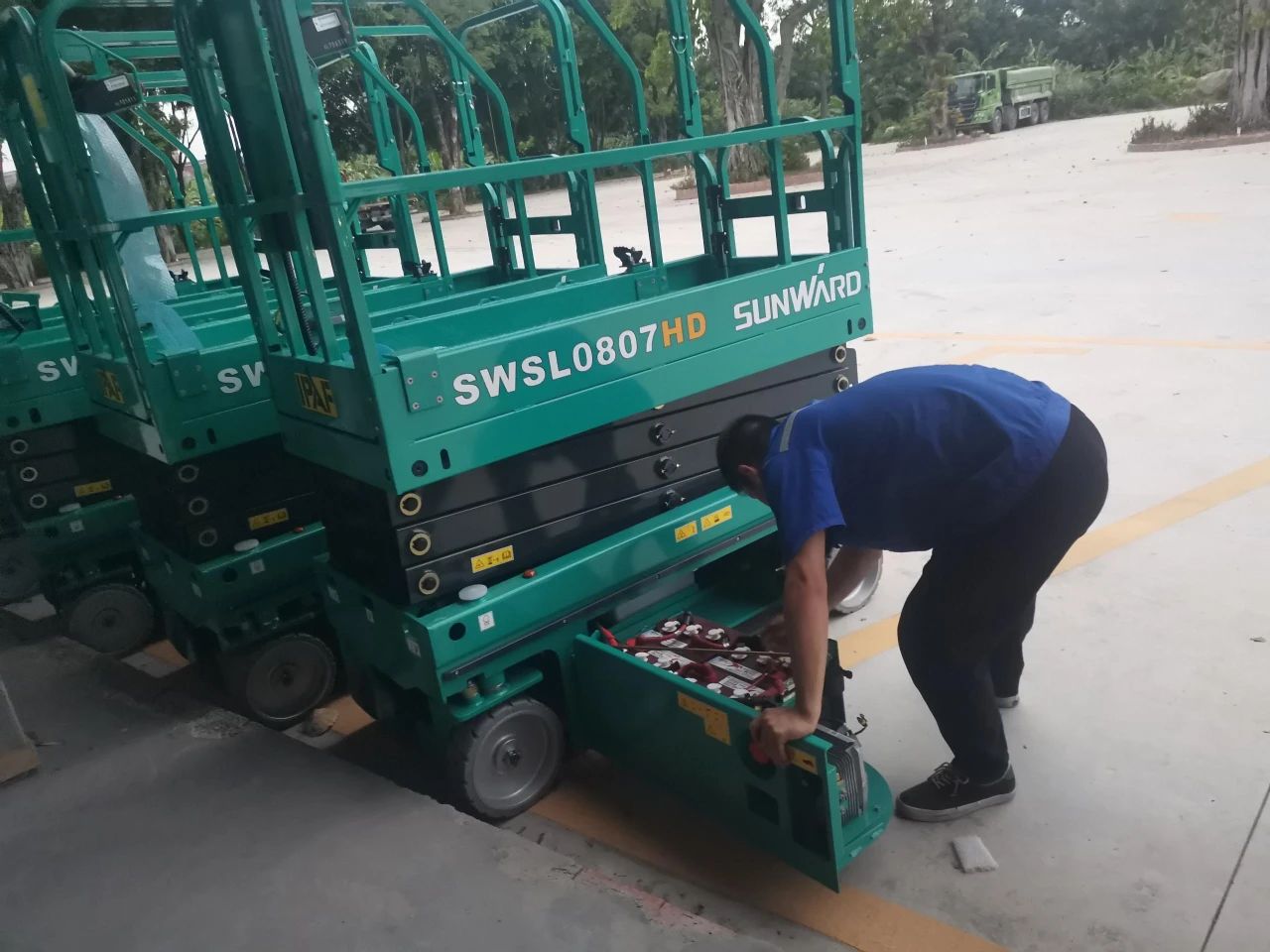 30小时，，，8小我私家，，，10台装备，，，我们说到做到！