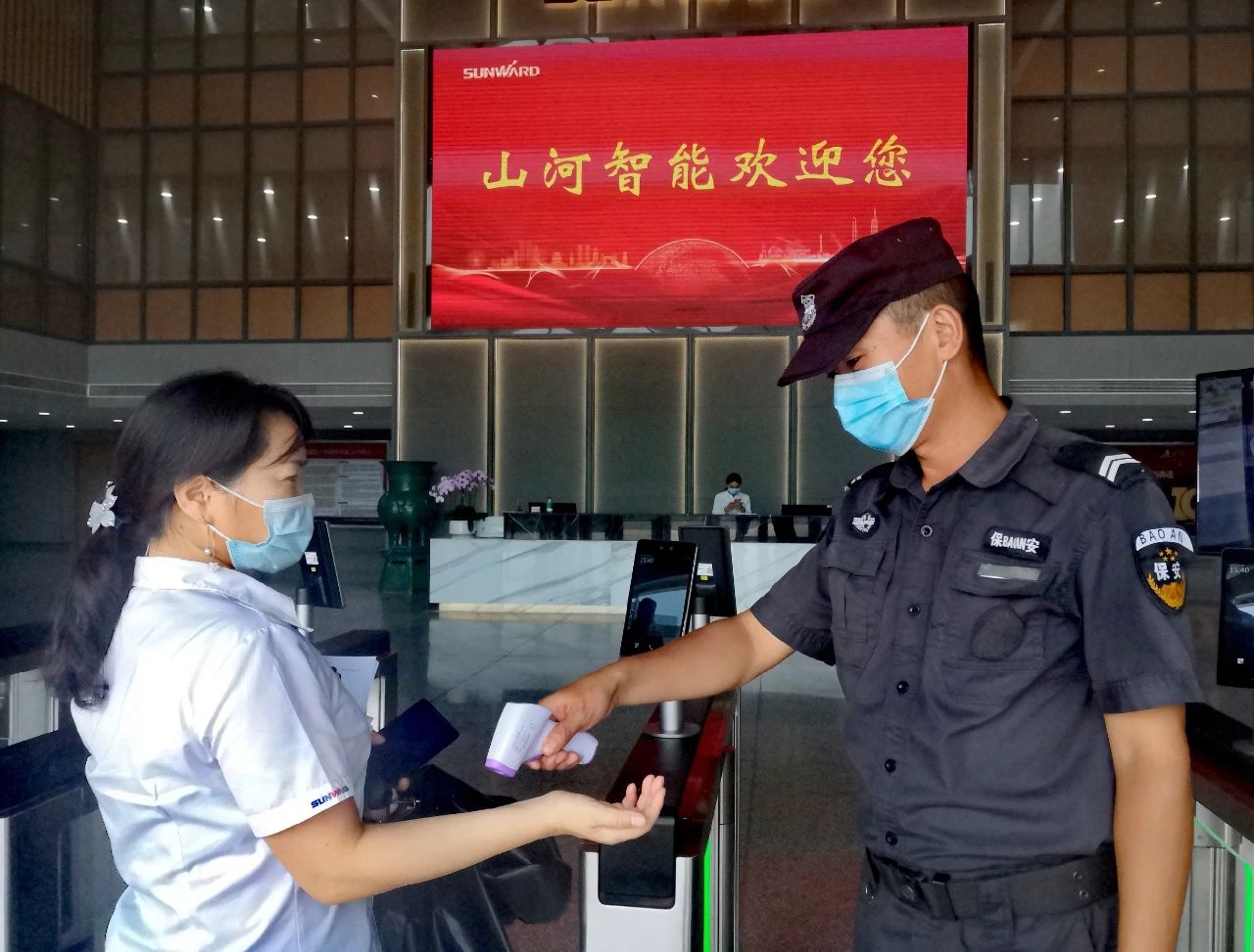 严酷防控！必发智能牢筑防疫“长城”