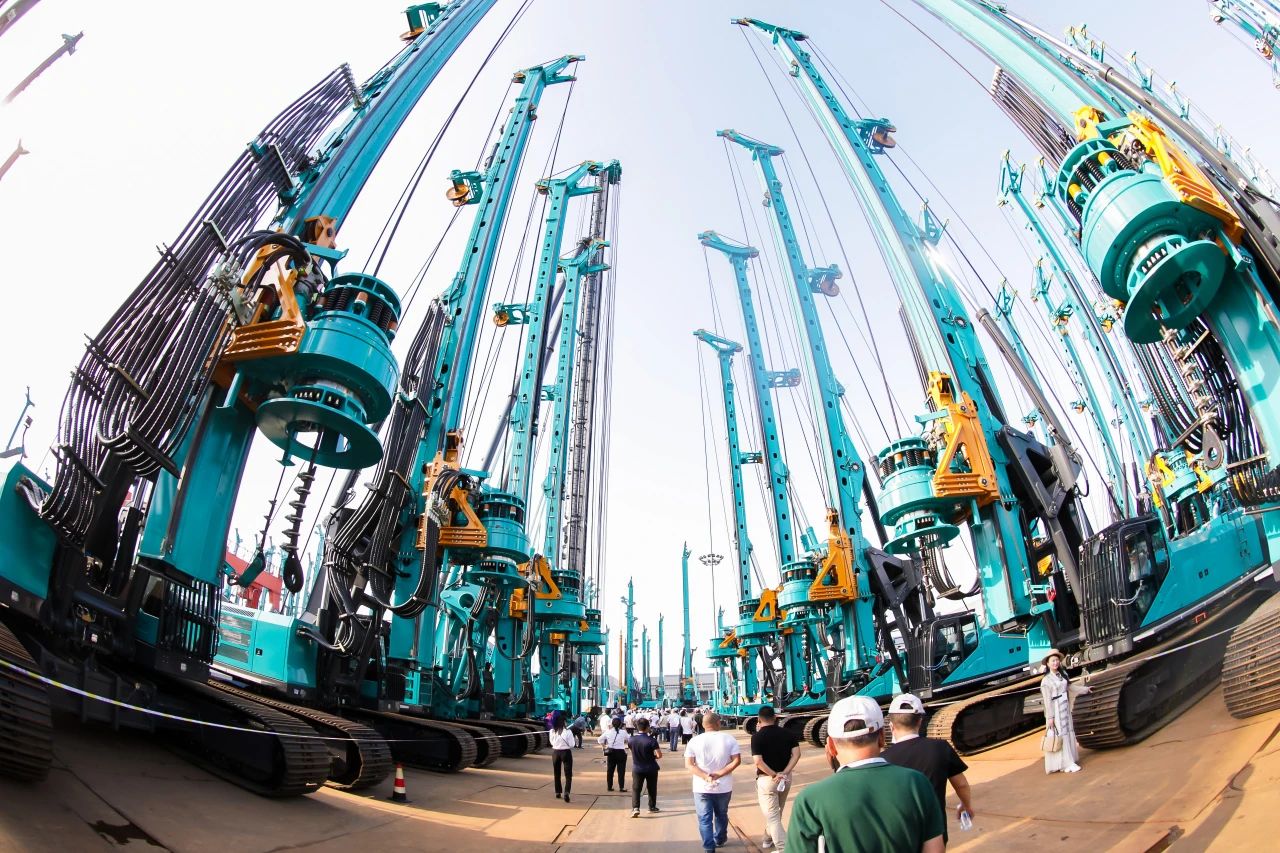 四大成套装备携手登。。。。。。”胤⒅悄芰⒁煨Ч故净峤怀觥傲裂鄞鹁怼