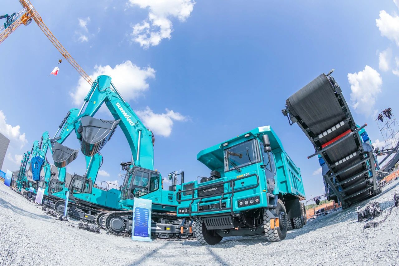 四大成套装备携手登。。。。。。”胤⒅悄芰⒁煨Ч故净峤怀觥傲裂鄞鹁怼