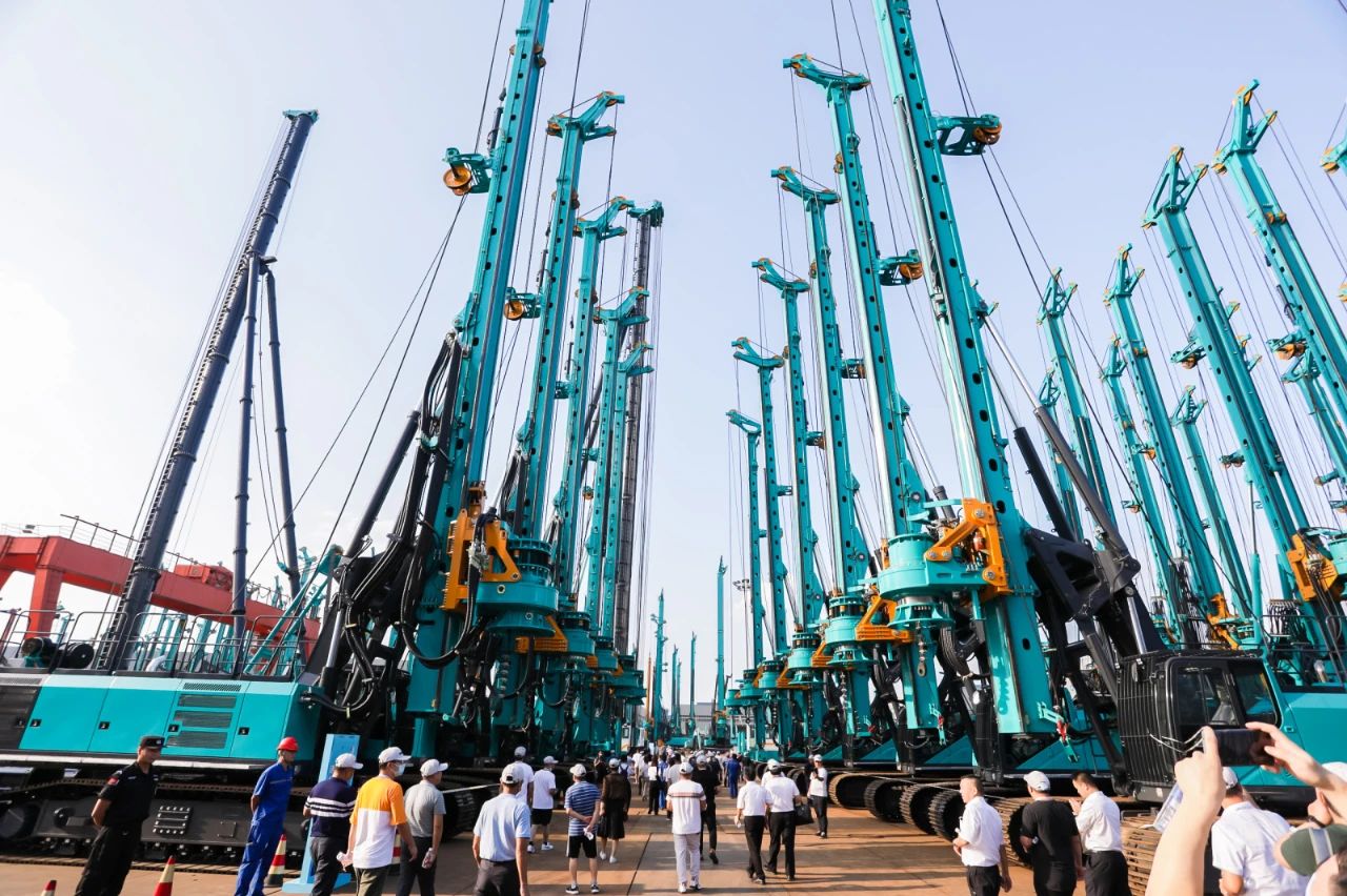 逛展超热闹！必发智能效果展示会高能名时势来袭