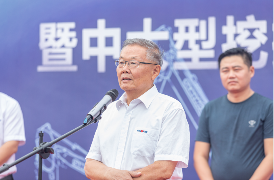 里程碑！必发智能出口欧洲第20000台暨大型挖掘机批量交付仪式乐成举行