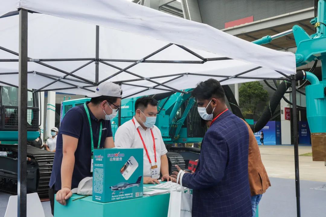 亮相中非经贸展览会！必发智能尽展工程机械国产品牌魅力