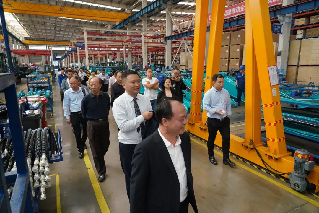 湖南省矿业协会第二届一次会员代表大会暨第二届一次理事会在必发智能顺遂召开