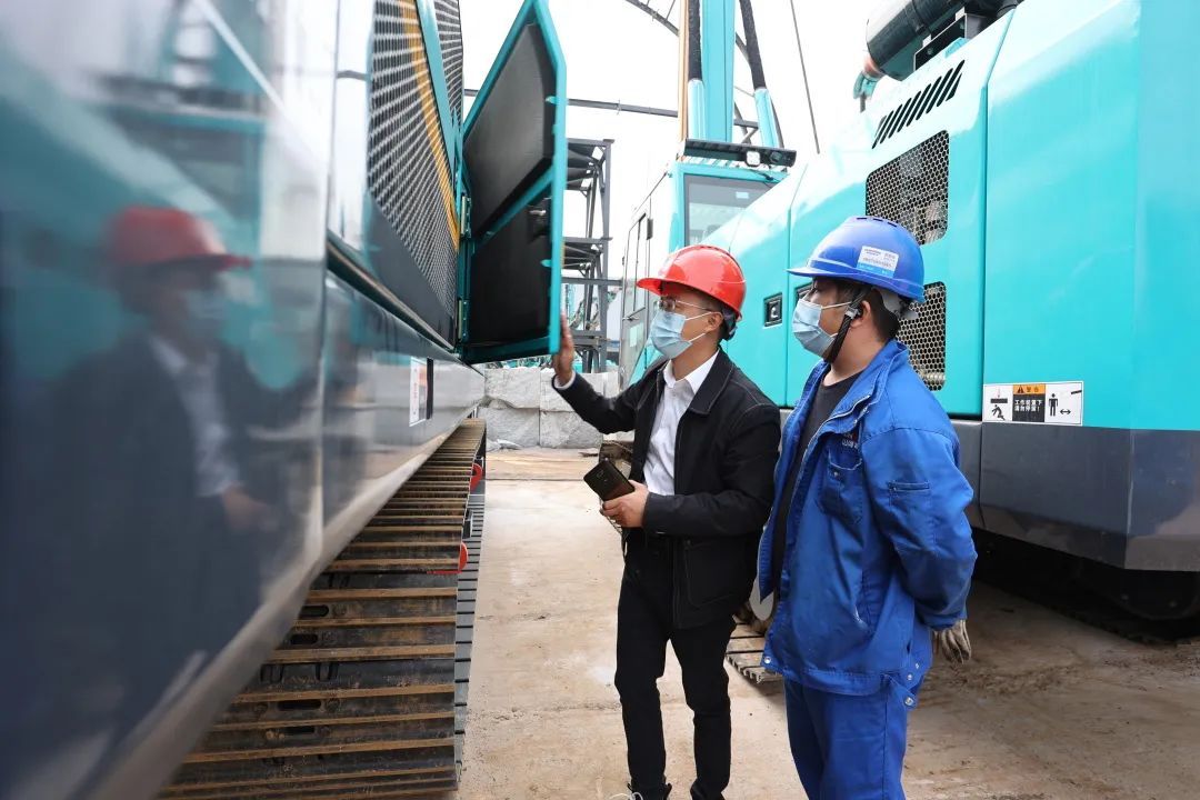 湖南日报：先行先试，，，，，，开拓千亿美元新市场。。。。∥沂∈椎ザ手工程机械装备出口报关 必发智能装备 昨天