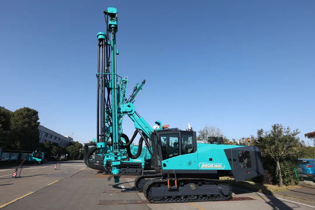 全球首创5G+智能钻机重磅宣布，，，，，必发智能倾力打造绿色智慧矿山成套装备