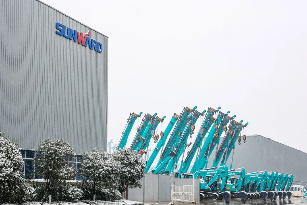 瑞雪兆有年，，，，邀您共赏雪中必发！