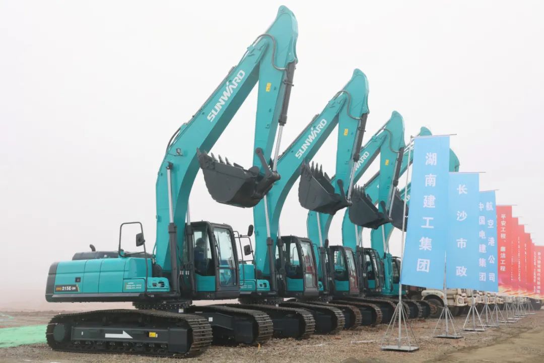 “必发绿”精彩亮相！必发智能装备周全助力长沙机场改扩建项目