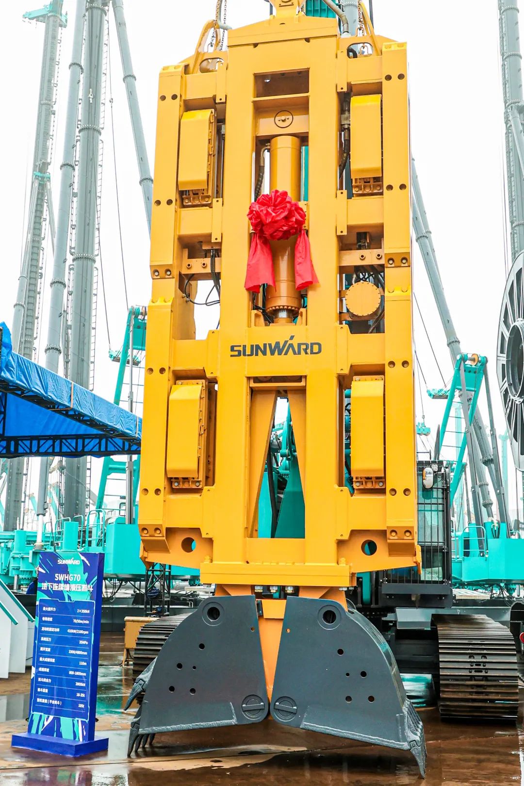 打造“明星产品”！必发智能地下一连墙液压抓斗乐成宣布