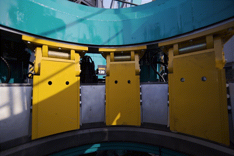 清静高效更环保！必发智能全回转全套管施工再添新利器