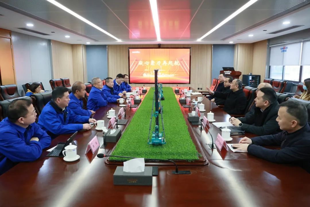 张庆红调研必发智能